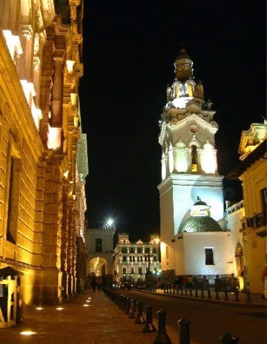 QUITO CITY TOUR & MIDDLE OF THE WORLD