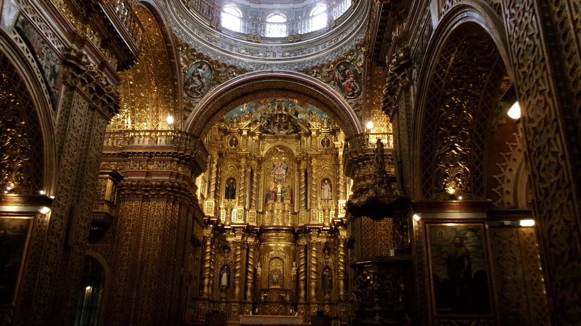 Quito: UNESCO World Cultural Heritage & Andean Capital